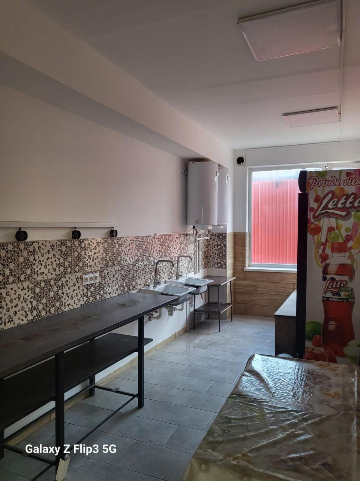 Chip Hotel Chişinău Esterno foto